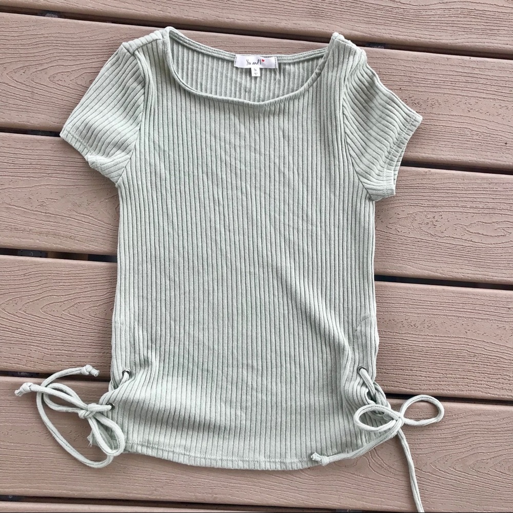 Short sleeve shirt